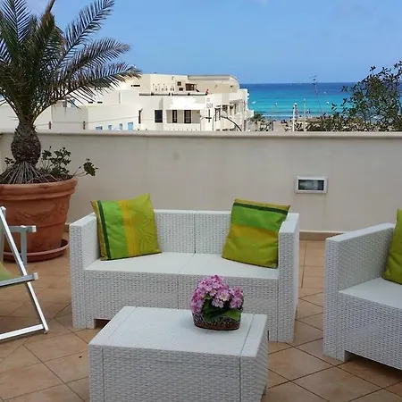 Hotel Baia Di Venere 2*
