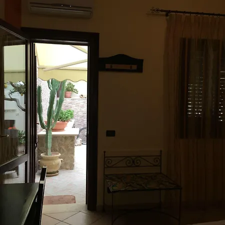 Hotel Baia Di Venere 2*